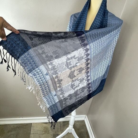 Unisex Multicolored Plaid Acrylic Fringe Scarf  33” x 28” Cotton/Viscose - Picture 5 of 15